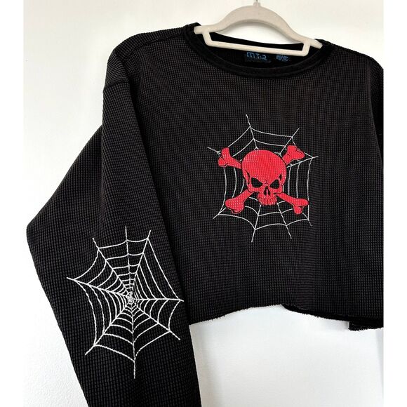 VINTAGE MT:2 Skull & Spiderweb Thermal Top Black Waffle Knit XL Reworked Cropped - Picture 2 of 11